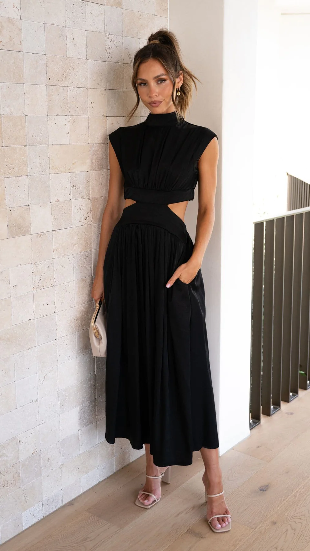 Sara | Vestido a media pierna con estilo fluido