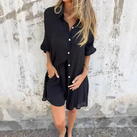 Noa |  Conjunto casual de blusa lisa con pantalón corto